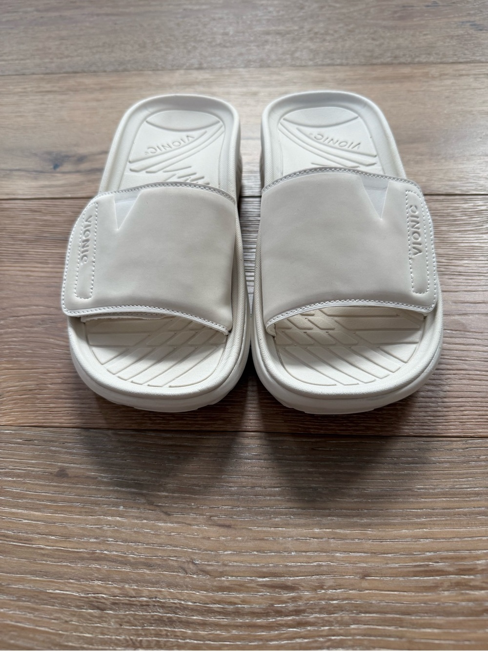 Vionic Women's Rejuvenate Recovery Slide Sandals - Cream